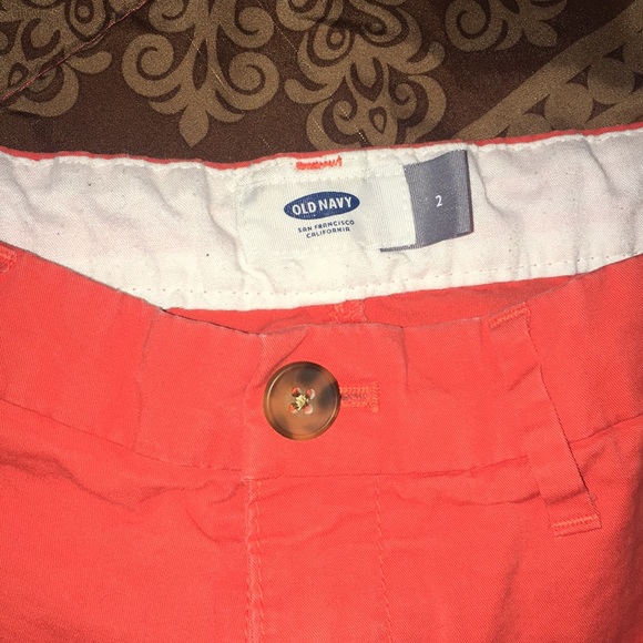 Shorts - Picture 2 of 3